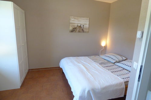 Foto 4 - Appartamento con 1 camera da letto a Loissin con terrazza e vista mare