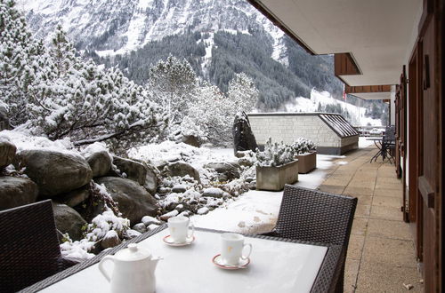 Foto 10 - Appartamento con 3 camere da letto a Grindelwald con terrazza