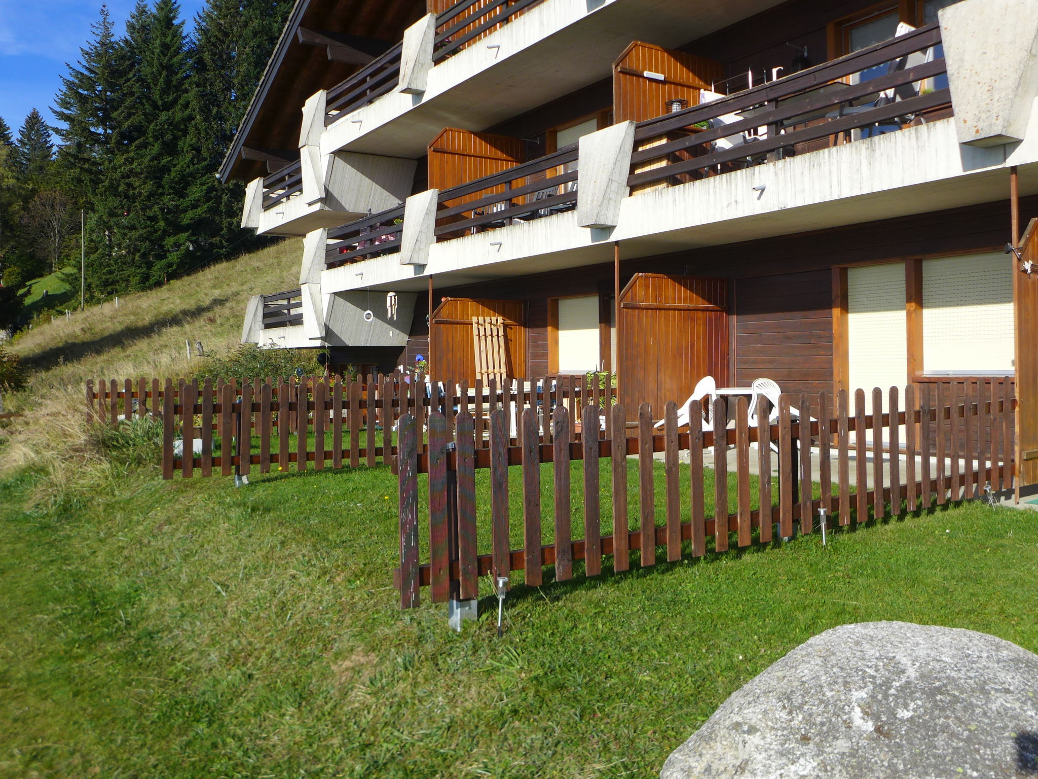 Photo 2 - Apartment in Sainte-Croix with garden and mountain view