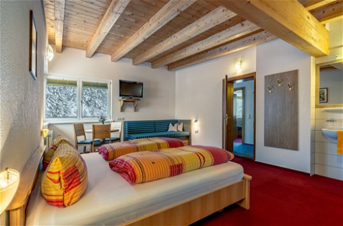 Foto 10 - Appartamento con 4 camere da letto a Kappl con vista sulle montagne