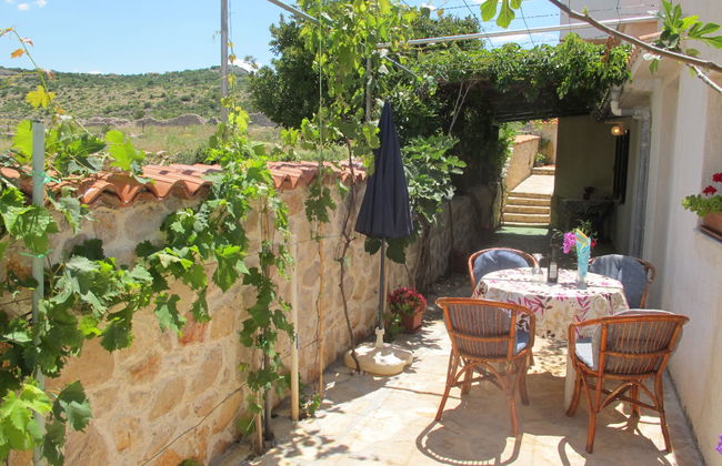 Apartamento de 2 quartos em Posedarje com jardim e terraço - Foto 16