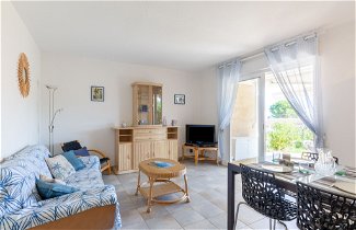 Photo 2 - Appartement de 2 chambres à Fréjus avec piscine et vues à la mer