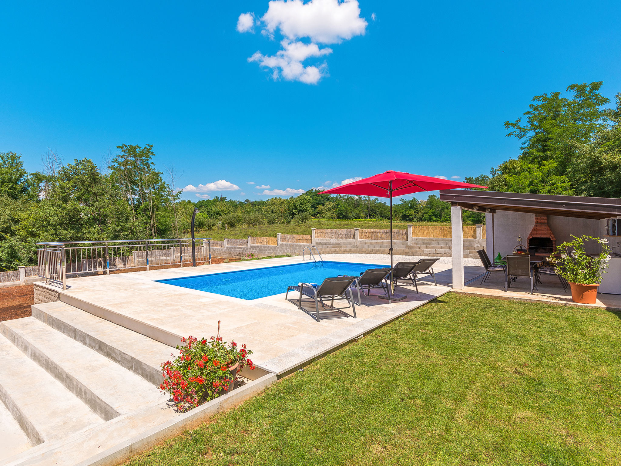 Foto 5 - Casa de 2 quartos em Višnjan com piscina privada e jardim