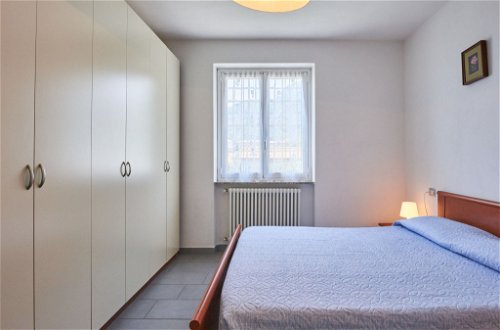 Foto 10 - Appartamento con 2 camere da letto a Vercana con giardino e vista sulle montagne