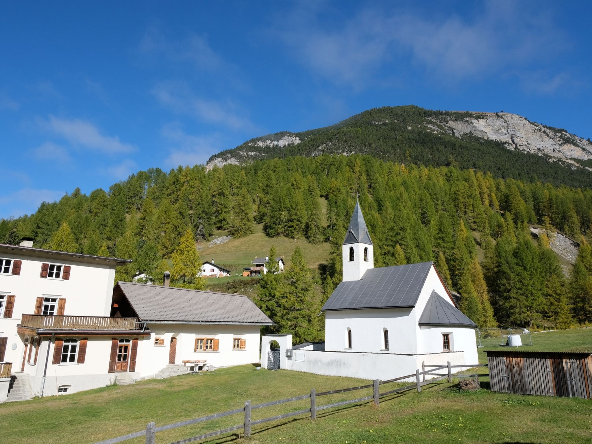 Foto 3 - Apartamento de 3 habitaciones en Scuol con vistas a la montaña