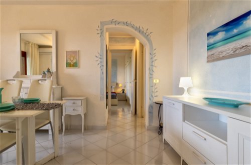 Photo 14 - Appartement de 1 chambre à Golfo Aranci avec jardin et vues à la mer