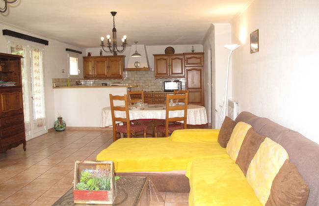 Casa de 2 quartos em Quinson com piscina e jardim - Foto 3
