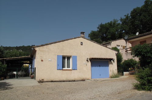 Foto 19 - Casa con 2 camere da letto a Quinson con piscina e giardino