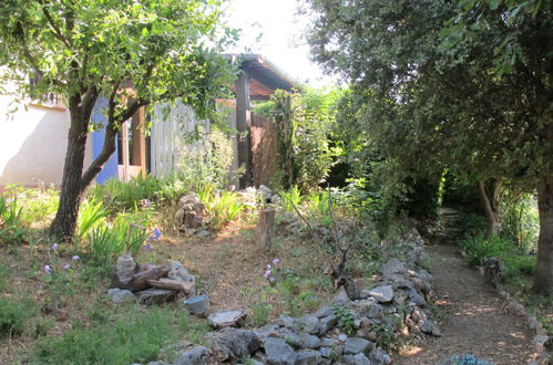 Foto 21 - Casa de 2 habitaciones en Quinson con piscina y terraza