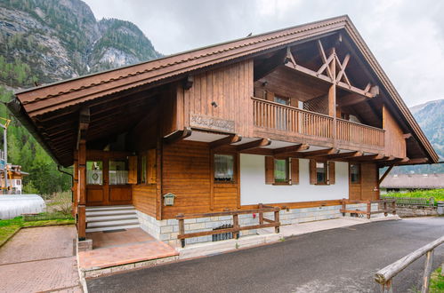 Photo 2 - Maison de 3 chambres à Canazei avec jardin et terrasse