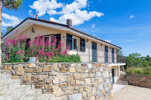 Foto 10 - Casa de 4 quartos em Dolcedo com jardim e terraço