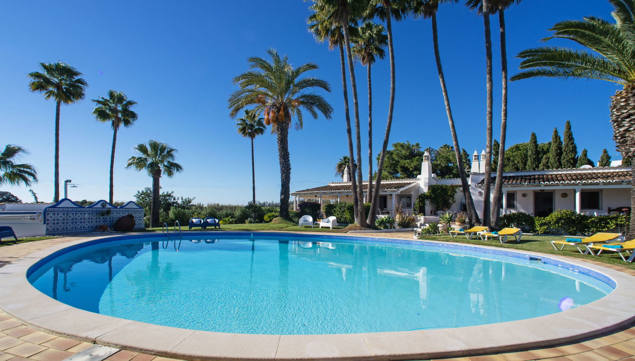 Casa de 3 quartos em Tavira com piscina e jardim - Foto 1