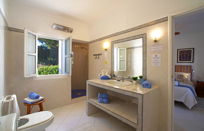 Casa de 3 quartos em Tavira com piscina e jardim - Foto 14