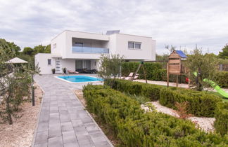 Foto 2 - Casa de 3 habitaciones en Vodice con piscina privada y vistas al mar