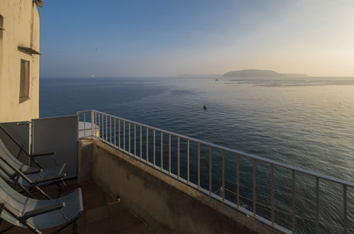 Foto 19 - Appartamento con 1 camera da letto a Ischia con terrazza e vista mare