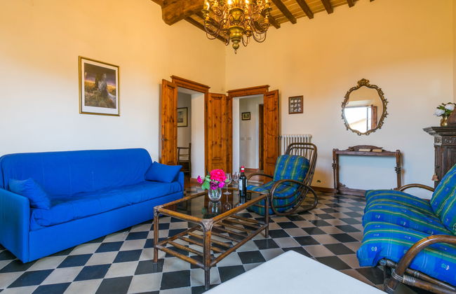 Apartamento de 4 quartos em Poggibonsi com piscina e jardim - Foto 8