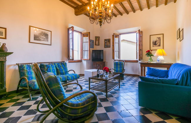 Apartamento de 4 quartos em Poggibonsi com piscina e jardim - Foto 5