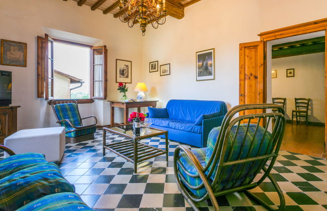 Apartamento de 4 quartos em Poggibonsi com piscina e jardim - Foto 6