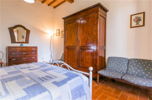Photo 21 - 3 bedroom Apartment in Poggibonsi with swimming pool and garden