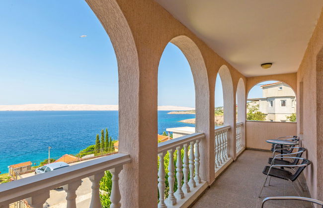 Appartamento con 4 camere da letto a Karlobag con piscina e terrazza - Foto 3