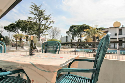 Photo 14 - Appartement de 2 chambres à Cavallino-Treporti avec piscine et vues à la mer