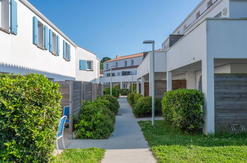 Foto 16 - Apartamento de 3 quartos em Noirmoutier-en-l'Île com piscina e terraço