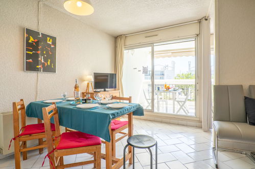 Foto 7 - Appartamento con 1 camera da letto a La Grande-Motte con terrazza e vista mare