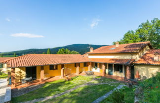 Foto 2 - Apartamento de 2 quartos em Bucine com piscina e jardim