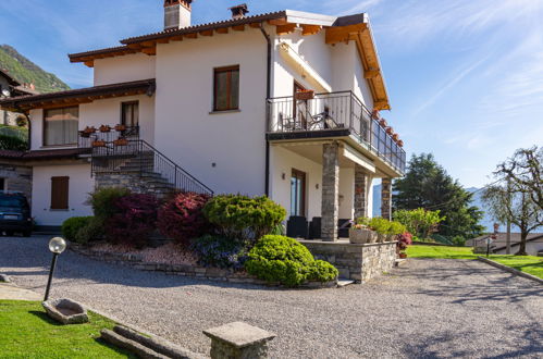 Foto 32 - Appartamento con 2 camere da letto a Tremezzina con piscina e vista sulle montagne