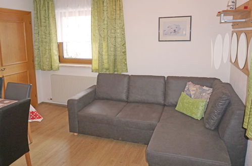 Photo 14 - 2 bedroom Apartment in Fließ with terrace and mountain view