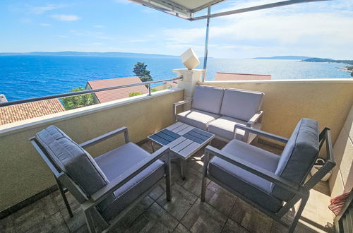Foto 43 - Apartment mit 2 Schlafzimmern in Okrug mit schwimmbad und garten