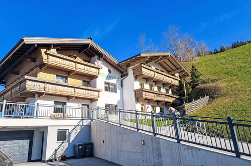 Foto 1 - Appartamento con 4 camere da letto a Gerlosberg con giardino
