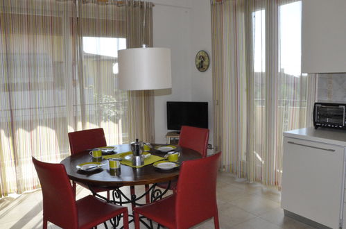 Photo 6 - 2 bedroom Apartment in Lazise with swimming pool and mountain view