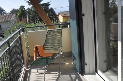 Foto 18 - Appartamento con 2 camere da letto a Lazise con piscina e vista sulle montagne