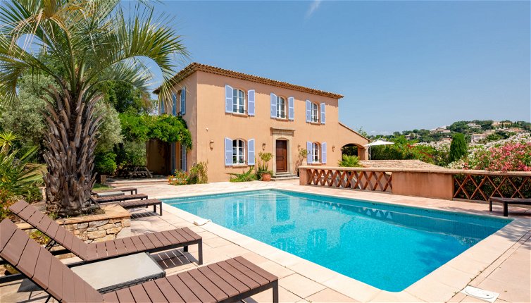 Foto 1 - Haus mit 4 Schlafzimmern in Sainte-Maxime mit privater pool und blick aufs meer