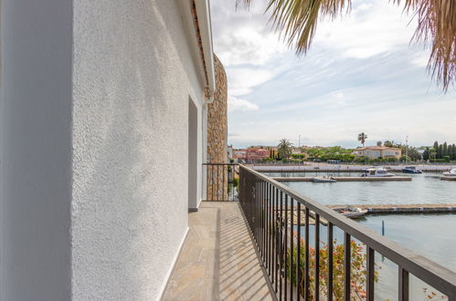 Foto 39 - Casa con 5 camere da letto a Castelló d'Empúries con piscina privata e vista mare