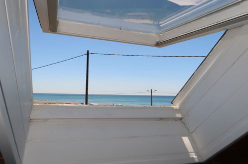 Photo 21 - 2 bedroom House in Plozévet with terrace and sea view