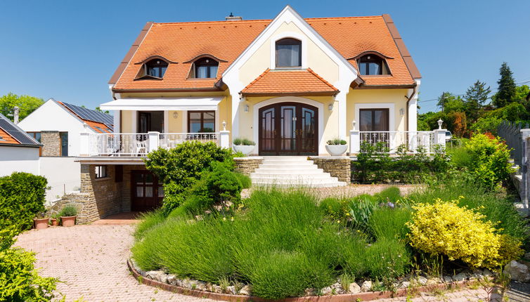 Photo 1 - Maison de 6 chambres à Tihany avec jardin et vues sur la montagne