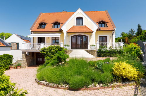 Photo 1 - Maison de 6 chambres à Tihany avec jardin et vues sur la montagne