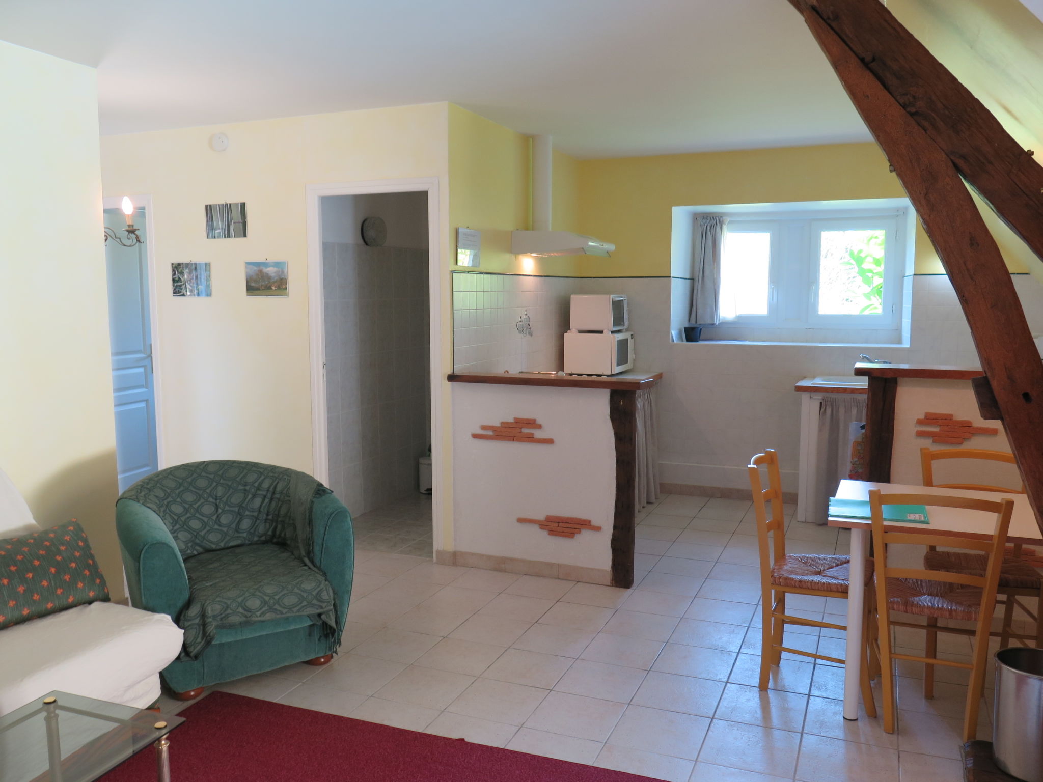 Photo 18 - 1 bedroom Apartment in Saint-Georges-de-Montclard with swimming pool and garden