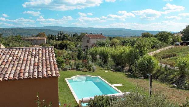 Casa de 4 quartos em Saint-Saturnin-lès-Apt com piscina privada e jardim - Foto 2