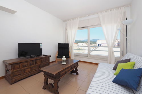 Foto 10 - Appartamento con 2 camere da letto a Llançà con terrazza e vista mare