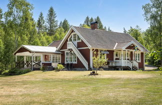 Photo 1 - Maison de 3 chambres à Strömsnäsbruk avec jardin et terrasse