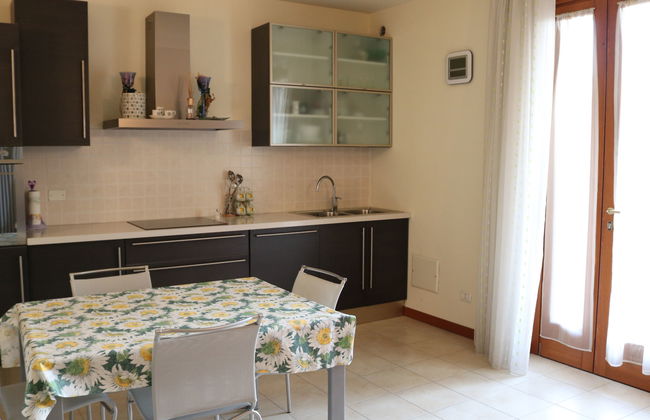 Apartamento de 3 quartos em Lazise com piscina e jardim - Foto 3