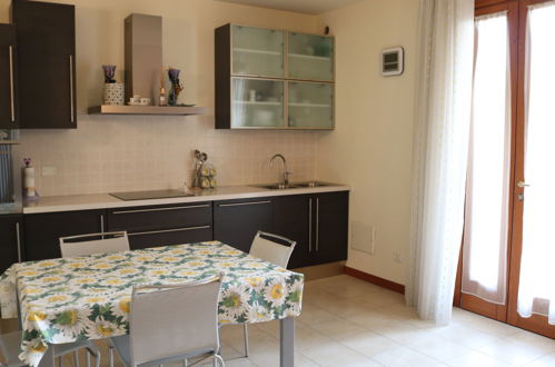 Foto 3 - Apartamento de 2 quartos em Lazise com piscina e jardim