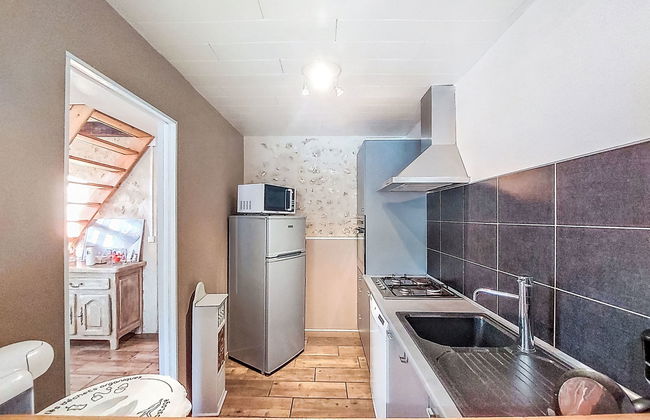 Casa de 4 quartos em Cissac-Médoc com piscina e jardim - Foto 9