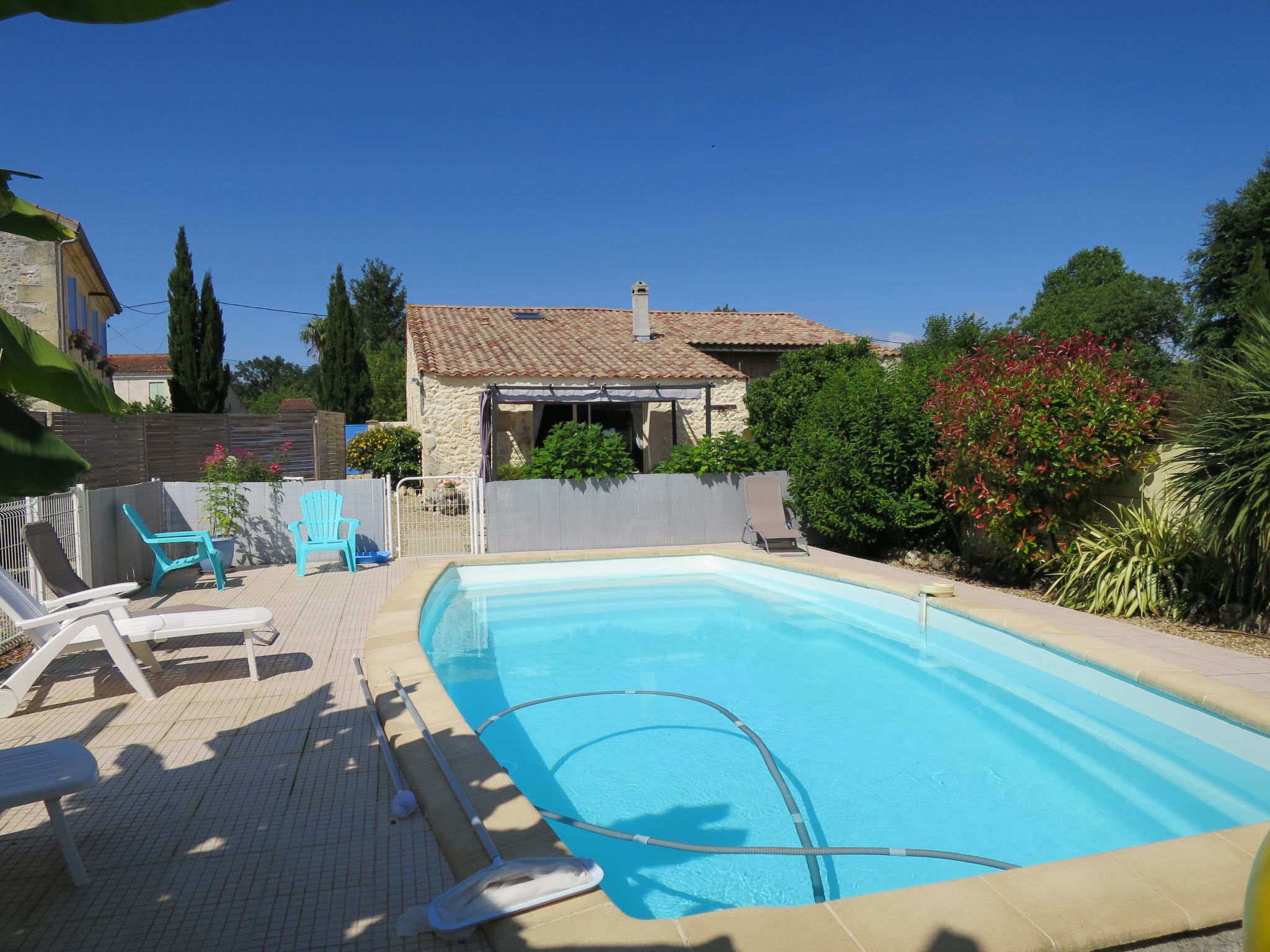 Foto 24 - Casa de 3 habitaciones en Cissac-Médoc con piscina y jardín