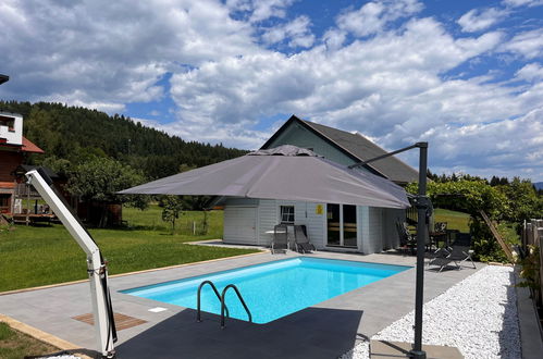 Foto 3 - Appartamento con 2 camere da letto a Feldkirchen in Kärnten con piscina e vista sulle montagne