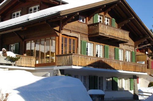 Foto 3 - Appartamento con 3 camere da letto a Adelboden con giardino