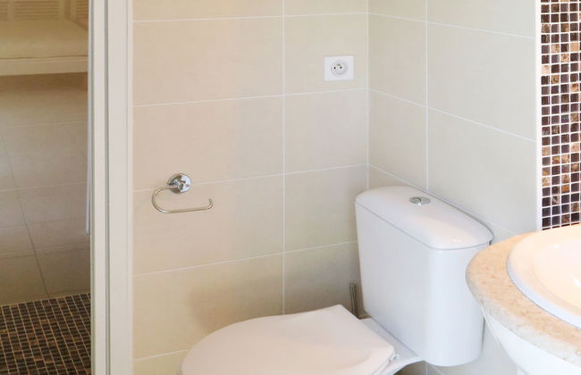 Casa de 5 quartos em Lacanau com piscina privada e terraço - Foto 9